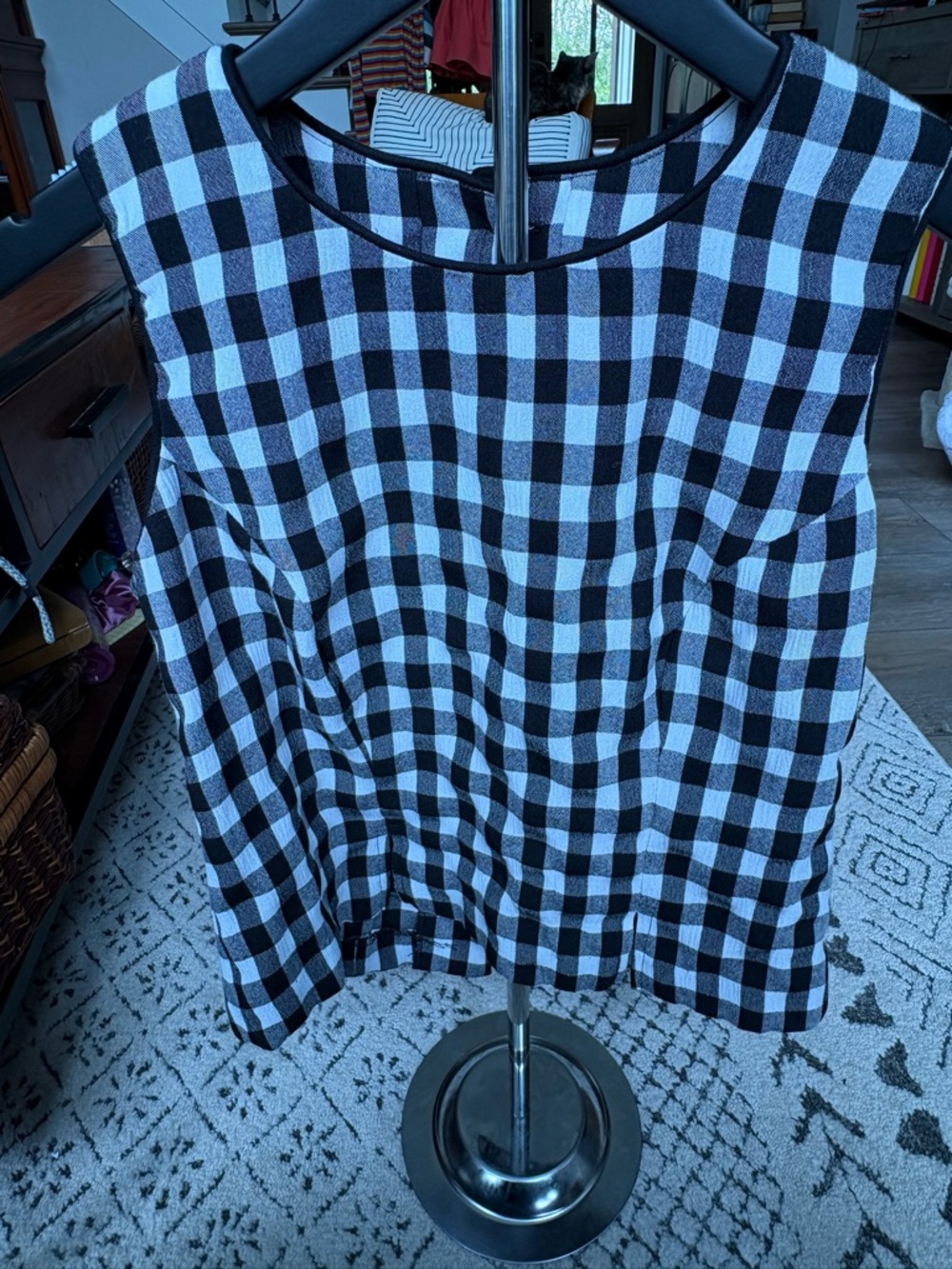 Sleeveless Black & White Gingham Tank Top - Picture 1 of 5